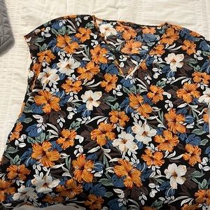 Shein floral top!